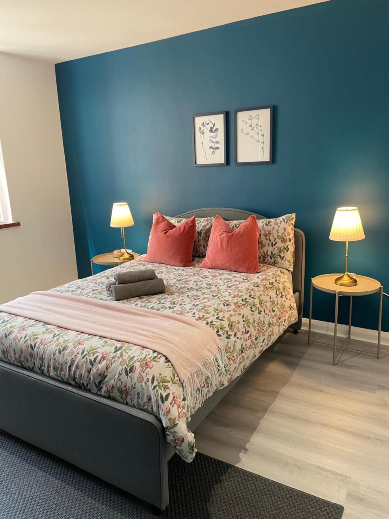 Willesden Green Rooms Лондон Экстерьер фото