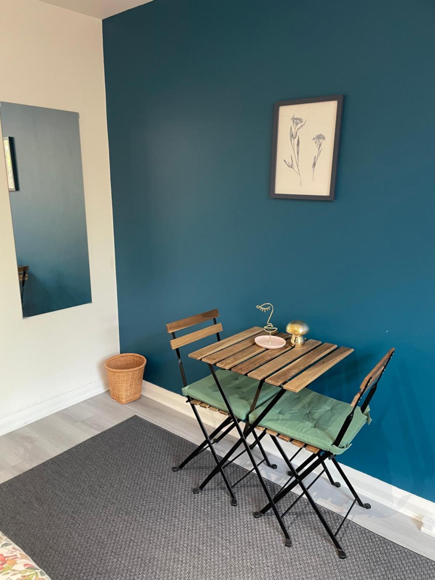 Willesden Green Rooms Лондон Экстерьер фото