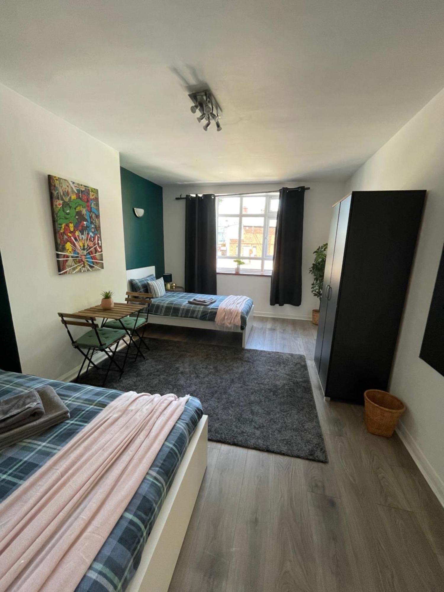 Willesden Green Rooms Лондон Экстерьер фото