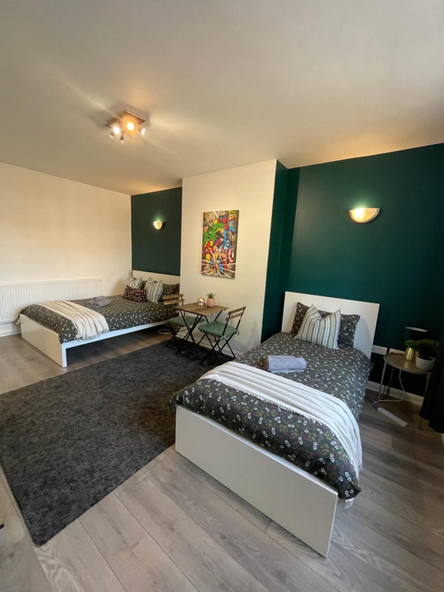 Willesden Green Rooms Лондон Экстерьер фото